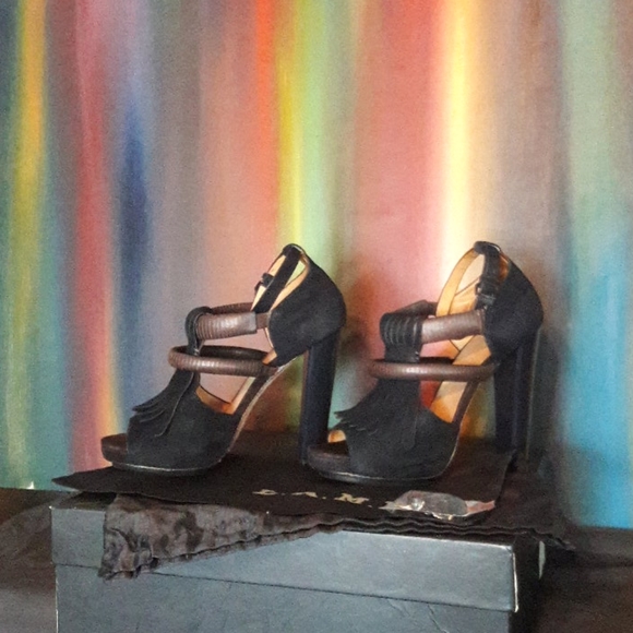 LA.M.B. HORTENSIA HEELS - Picture 2 of 8